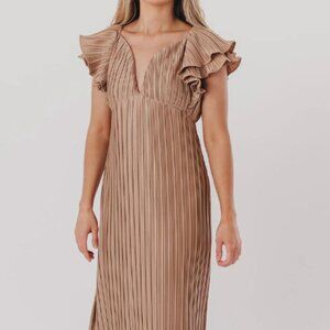 NWT Lucky Charm Midi Dress in Mocha - Bump Friendly